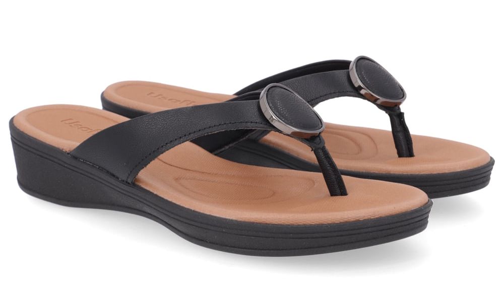 CHINELO EM COURO PRETO