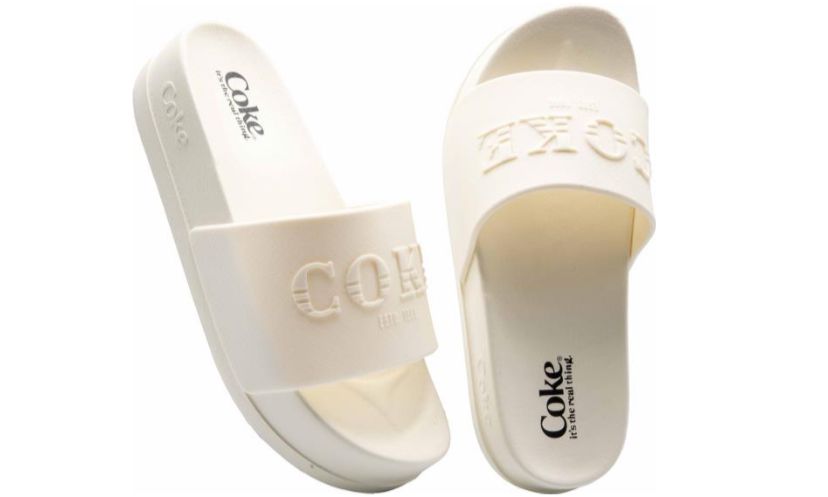 CHINELO COCA COLA SLIDE COKE STRIPES BOL